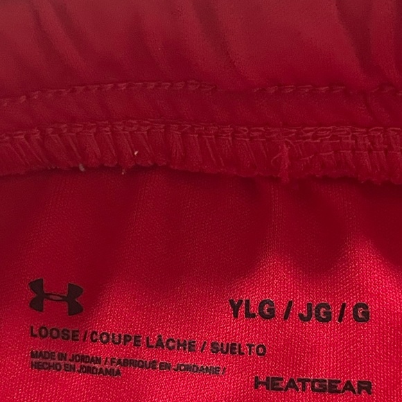 Boys Under Armour Red Prototype 2.0 Logo Shorts - Picture 5 of 5